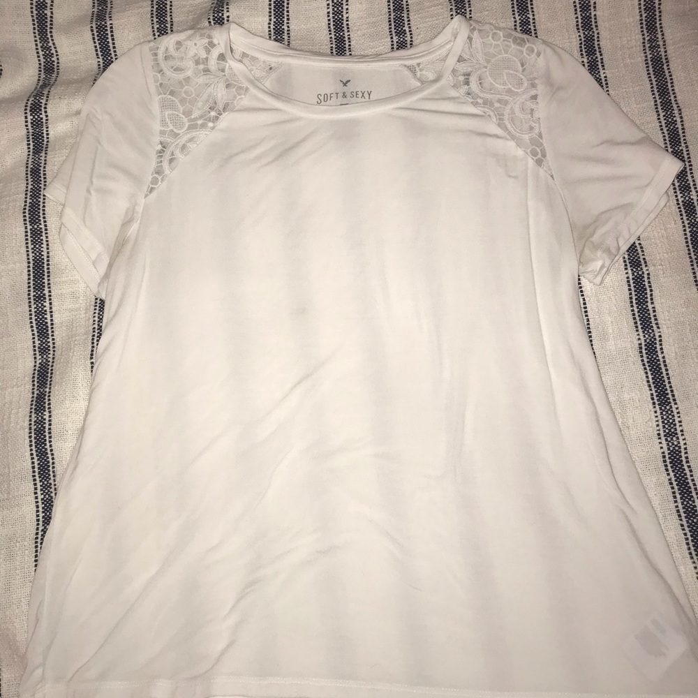 Size medium AE top